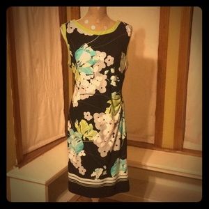 Classy floral print dress!!